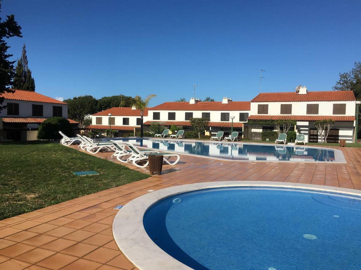 Casa da Bia Villa Quarteira Bagian luar foto